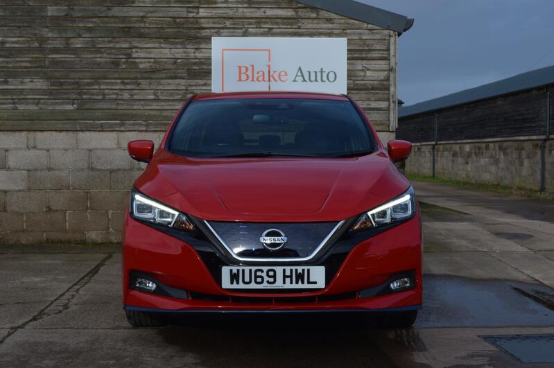 NISSAN LEAF