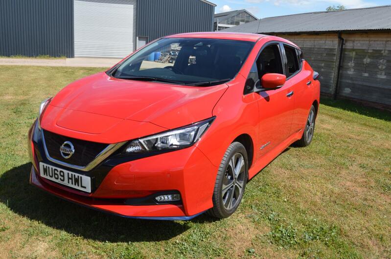 NISSAN LEAF