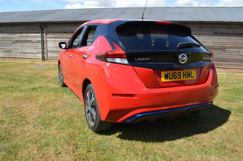 NISSAN LEAF