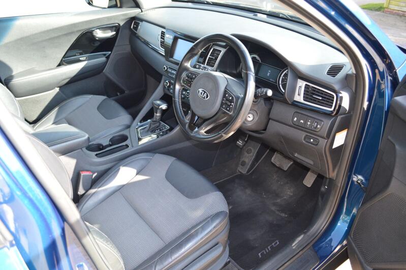 KIA NIRO